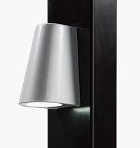 Купить Элегантное LED-освещение Locinox (Бельгия) TRICONE для ворот, цвета zilver и 9005 (черный) в Азове